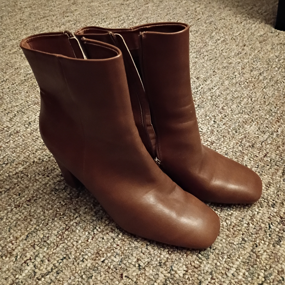 Madden Girl Classic Brown Ankle Booties